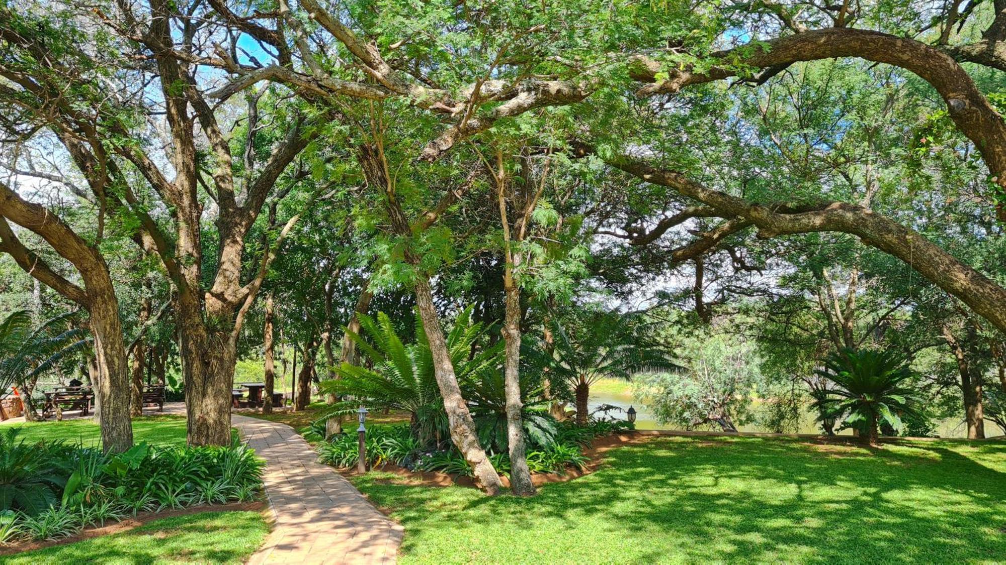 بيلا-بيلا Summerset Place Country House المظهر الخارجي الصورة
